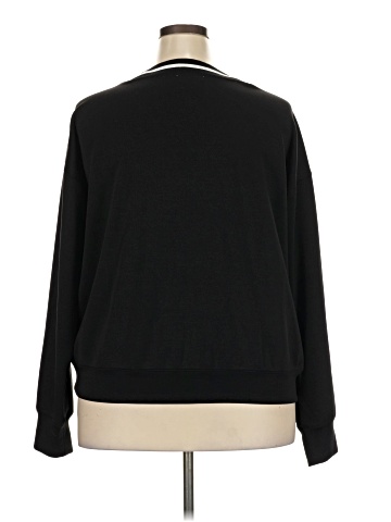 Nine Britton Long Sleeve T-Shirt (view 2)