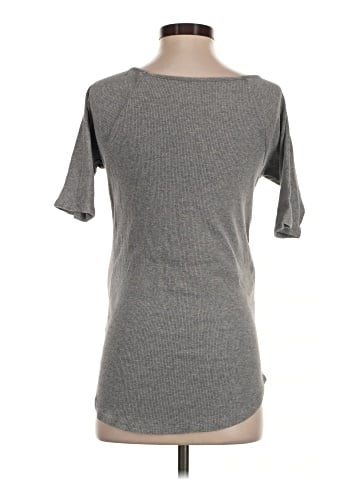 Gap Short Sleeve T-Shirt (view 2)