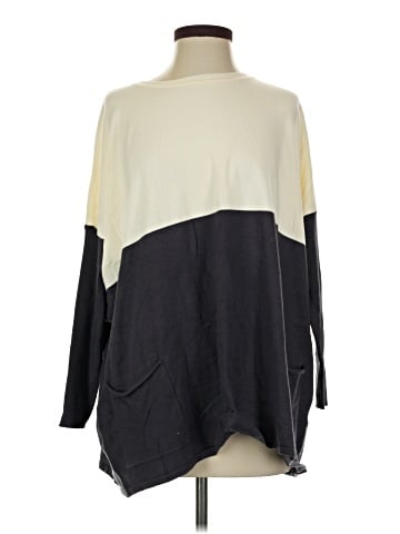Tea n Rose Poncho (view 1)