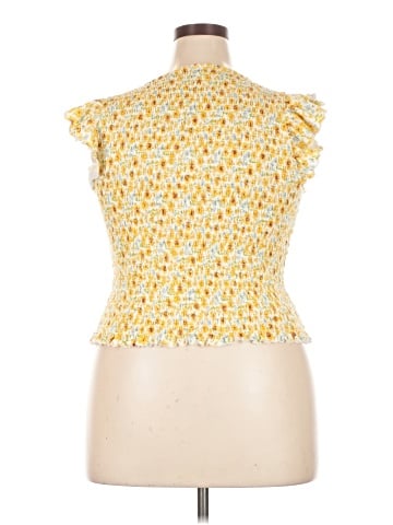 Old Navy Short Sleeve Top (view 2)