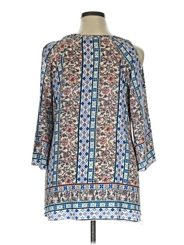 Naif 3/4 Sleeve Blouse (view 2)