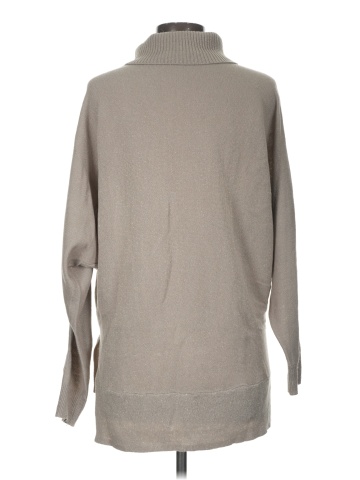 Express Outlet 3/4 Sleeve Turtleneck (view 2)