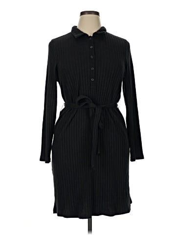 Old Navy Casual Dress (view 1)