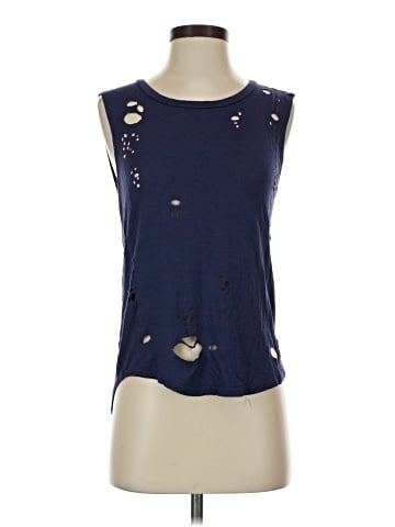 It Closet Sleeveless T-Shirt (view 1)