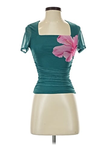 Paper Dolls Short Sleeve Top (view 1)
