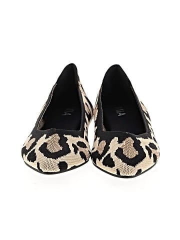 Mia Flats (view 2)