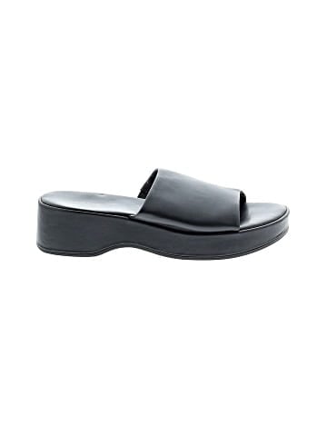 Old Navy Sandals (view 1)