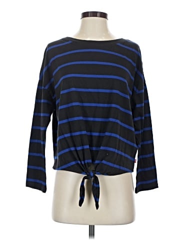 Levi's Long Sleeve T-Shirt (view 1)