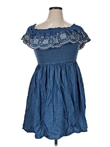 Xhilaration Casual Dress (view 1)