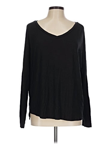 Mossimo Supply Co. Long Sleeve T-Shirt (view 1)