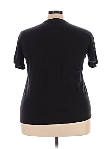 Hello Kitty Short Sleeve T-Shirt (view 2)