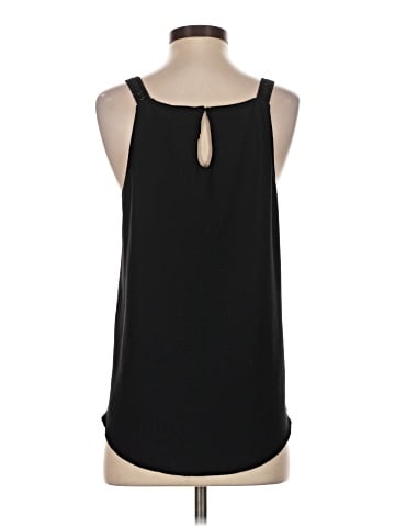 Lyssé Sleeveless Top (view 2)