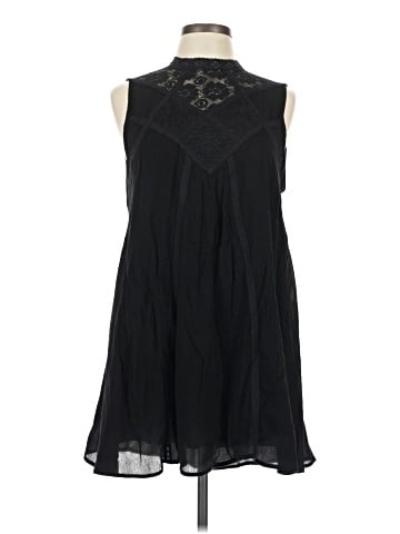 Umgee Sleeveless Blouse (view 1)