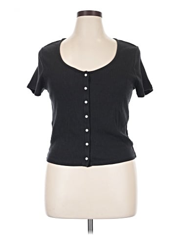 Levi's Short Sleeve Button-Down Shirt (view 1)