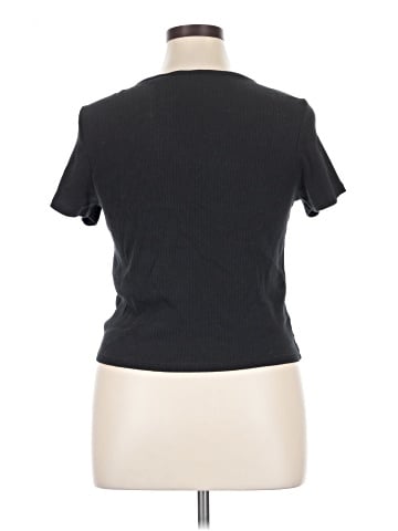 Levi's Short Sleeve Button-Down Shirt (view 2)