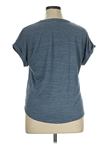 Cable & Gauge Short Sleeve Top (view 2)