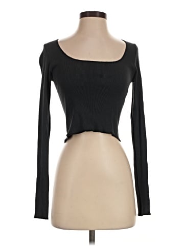Brandy Melville Long Sleeve T-Shirt (view 1)