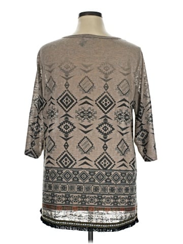 Ali Miles 3/4 Sleeve Top (view 2)