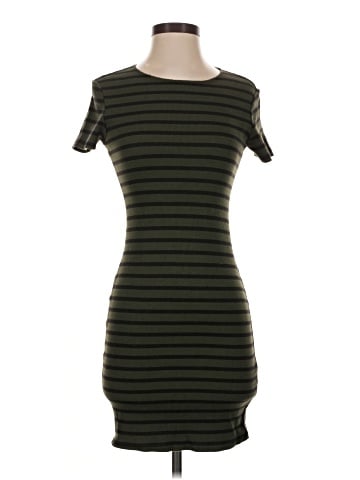 Trafaluc by Zara Casual Dress (view 1)