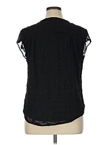 Fun2Fun Sleeveless Blouse (view 2)