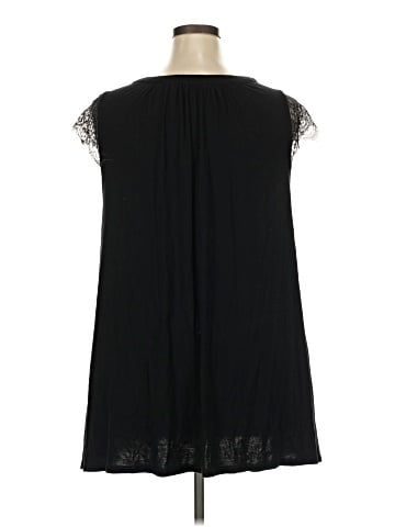 Roaman's Sleeveless T-Shirt (view 2)