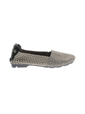 Bernie Mev Flats (view 1)