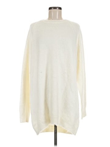 boa. Pullover Sweater (view 1)