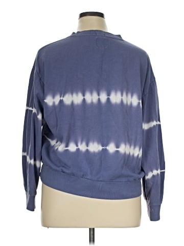 Gap Pullover Sweater (view 2)
