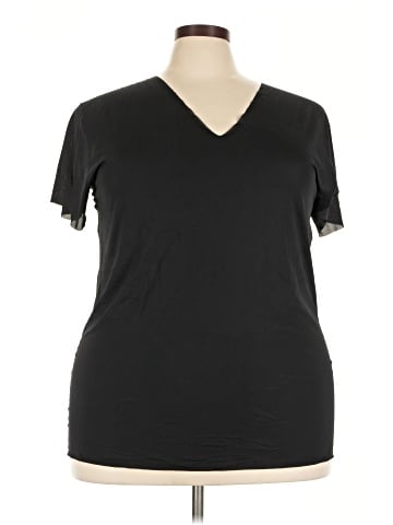 Uniqlo Short Sleeve T-Shirt (view 1)