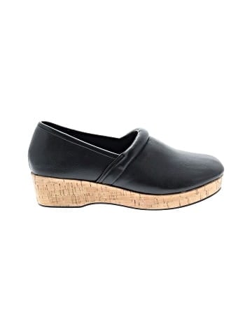Corkys Wedges (view 1)