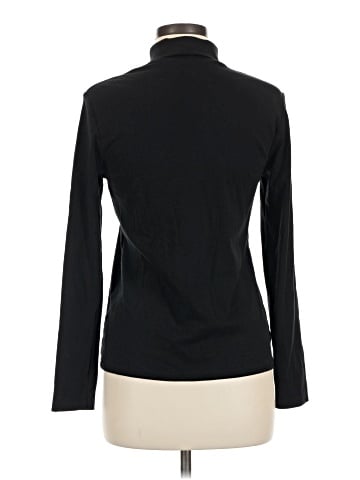 Uniqlo Turtleneck Sweater (view 2)