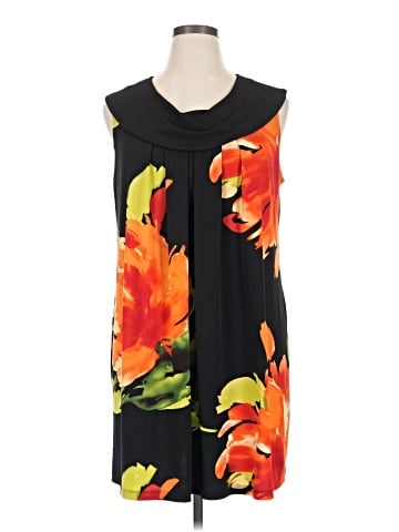 En Focus Cocktail Dress (view 1)