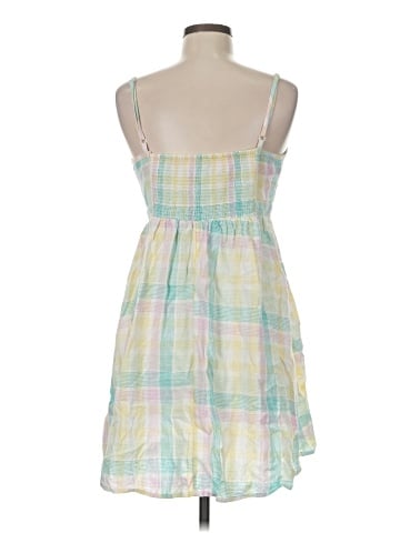 Old Navy Casual Dress (view 2)