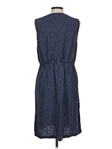Old Navy Casual Dress (view 2)