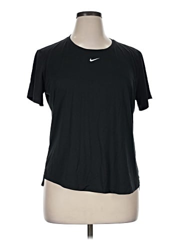 Nike Active T-Shirt (view 1)