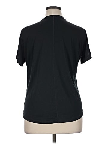 Nike Active T-Shirt (view 2)