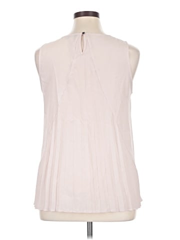 Harve Benard Sleeveless T-Shirt (view 2)