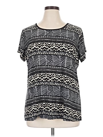 Suzie In The City Short Sleeve Top (view 1)