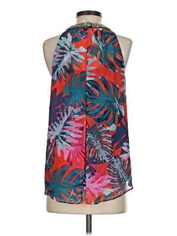Jennifer Lopez Sleeveless Blouse (view 2)