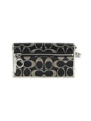 Coach Wristlet (view 2)