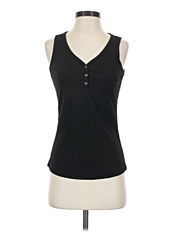 Merokeety Sleeveless T-Shirt (view 1)