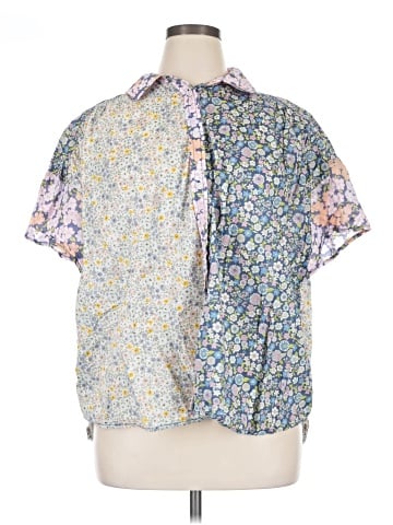 American Eagle Outfitters Short Sleeve Button-Down Shirt (view 1)