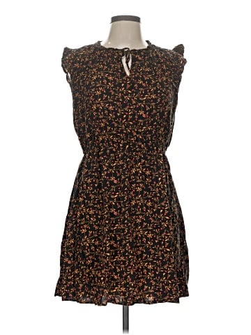 Old Navy Casual Dress (view 1)