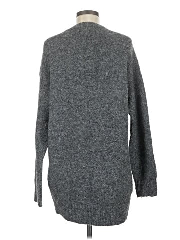 Old Navy Pullover Sweater (view 2)