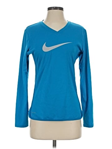 Nike Long Sleeve T-Shirt (view 1)