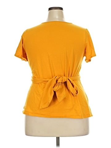 ELOQUII Short Sleeve Top (view 2)