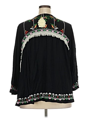 Velzera Kimono (view 2)