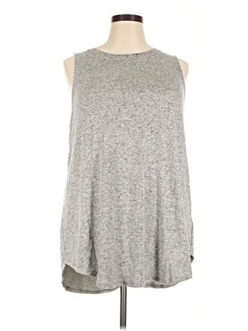 Old Navy Sleeveless T-Shirt (view 1)