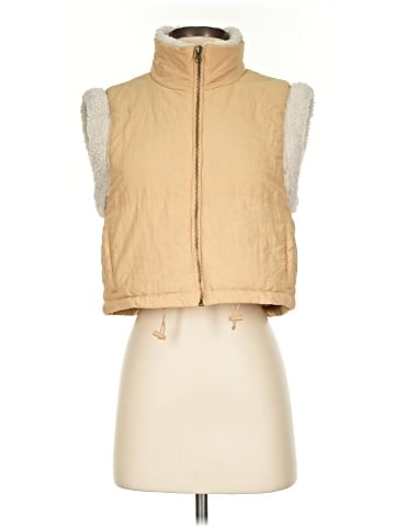 Thread & Supply Vest (view 1)