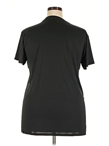 Uniqlo Active T-Shirt (view 2)
